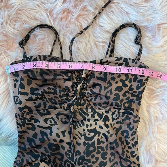 Embrace your Curves by Miracle Brands Cheetah Leopard One Piece Swimsuit - Picture 11 of 12
